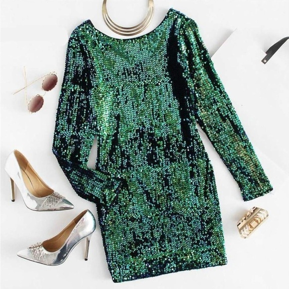 NWOT Green Sequin Long Sleeve Bodycon Dress - Picture 2 of 5